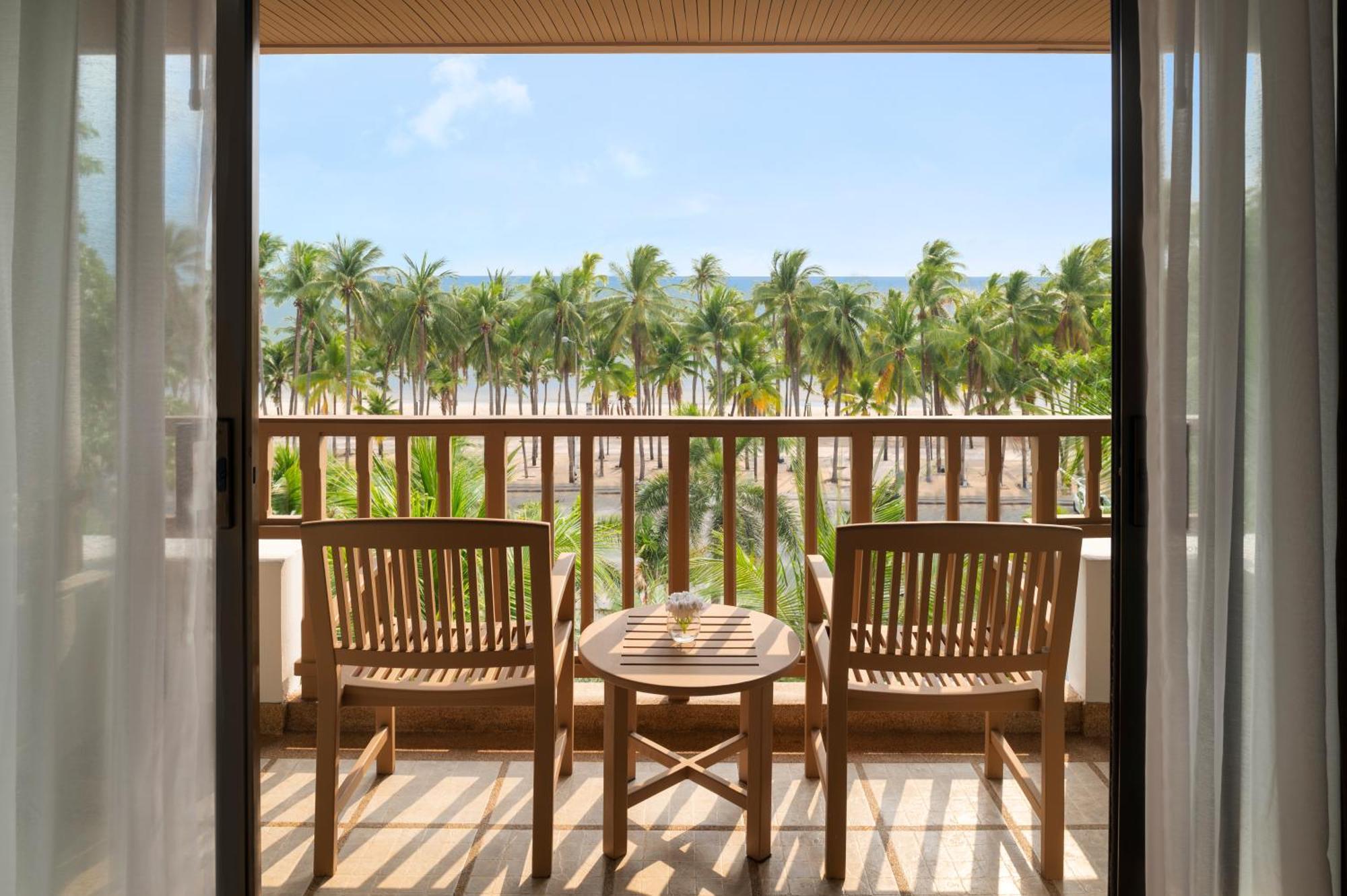 The Tide Resort Bangsaen Eksteriør billede